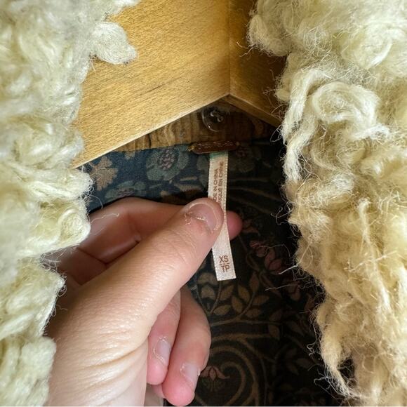 Free People Lady Lane Penny Lane Corduroy Vintage Inspired Faux Fur Jacket XS - Picture 4 of 10